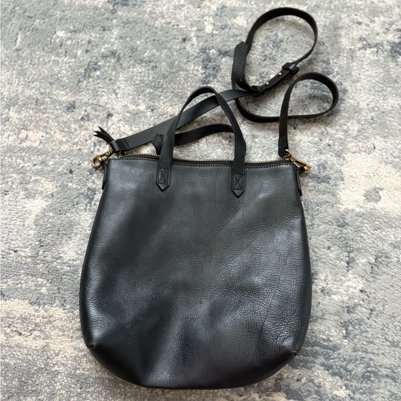 Madewell Transport Crossbody 100% Leather, Black - Picture 3 of 9